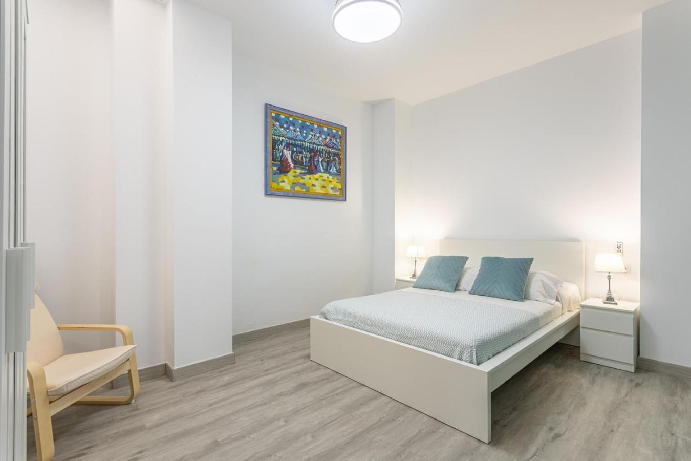 Feria De Abril De Apartamento